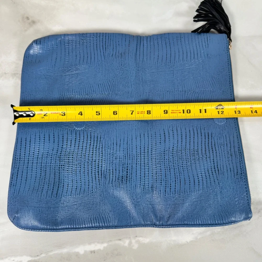 R+J Romeo + Juliet Couture Blue Faux Leather Snakeprint Foldover Clutch‎ Tassel